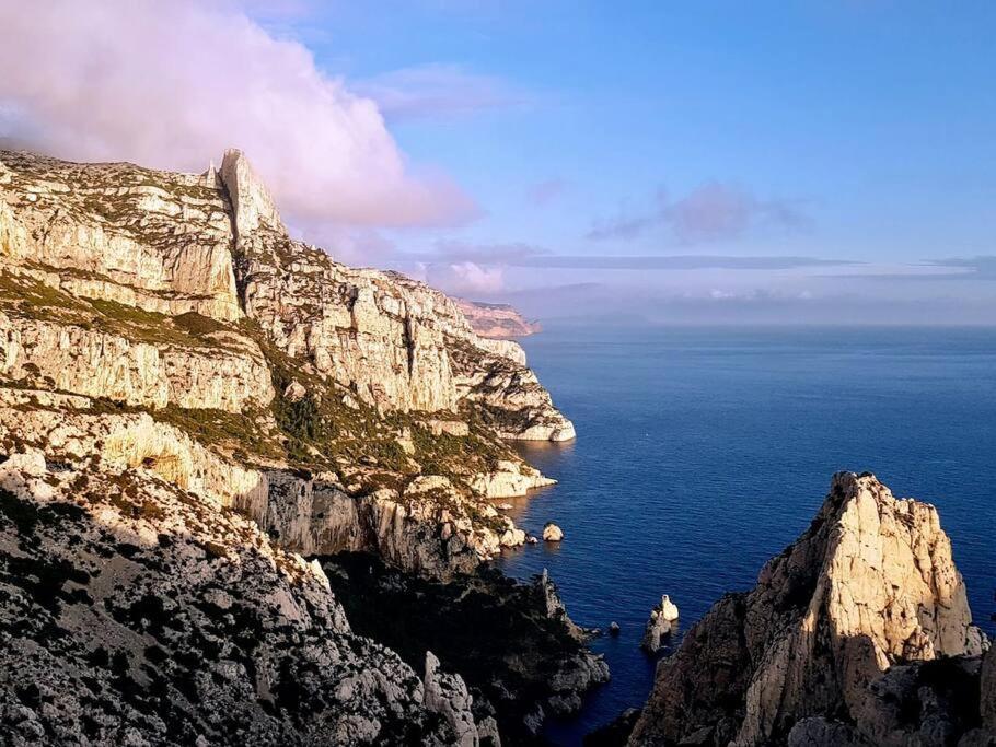 Studio Calanques Pres Du Vieux Port Marselha Exterior foto